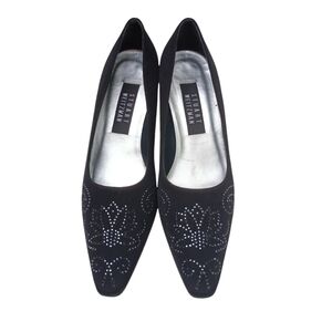 Stuart Weitzman follie black shoes with silver embellishment. Size 7.5
